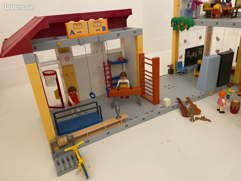 Grande école Playmobil (image 9)