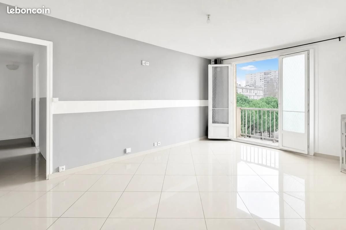 Appartement 4 pièces 67 m² · à Ris-Orangis · 67 m² · 130 000 €