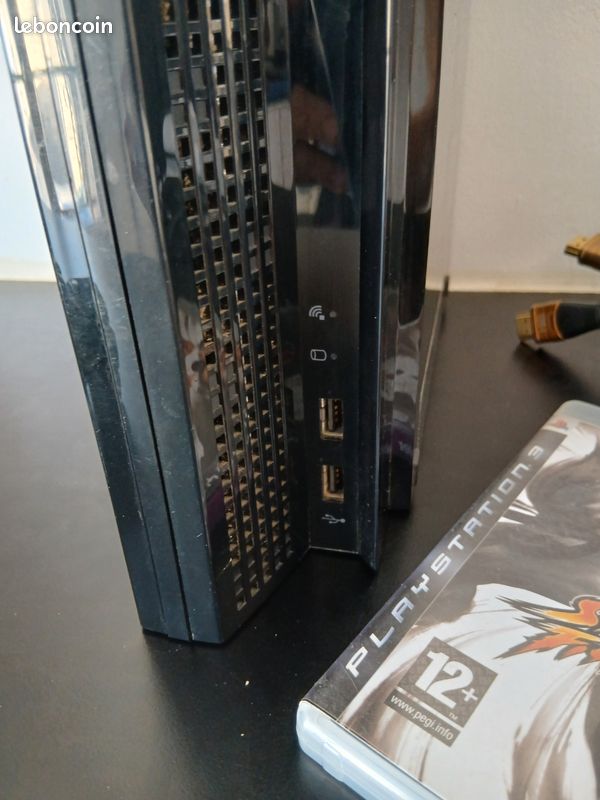 Ps3 fat avec un jeu et une manette (image 8)