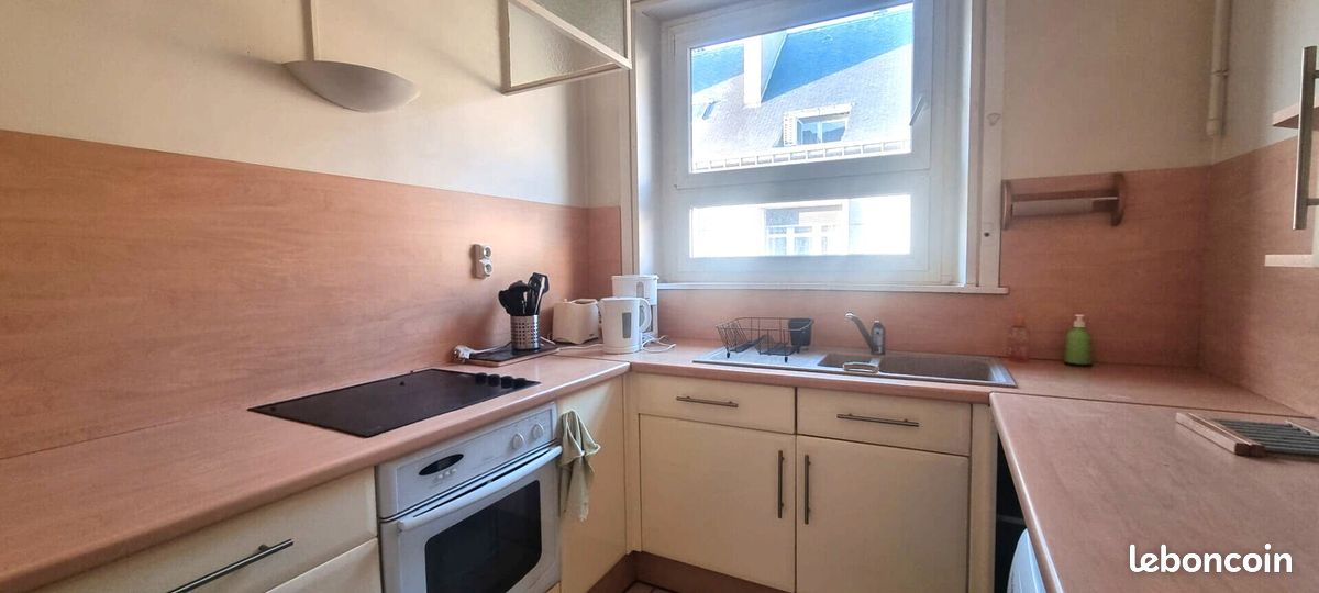 Appartement 6 pièces 137 m² · à Orléans · 137 m² · 1 590 €