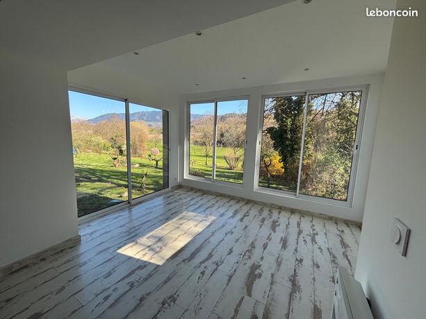 À louer – Duplex 95 m² dans maison avec vue & jardin – Allinges – 1850  CC