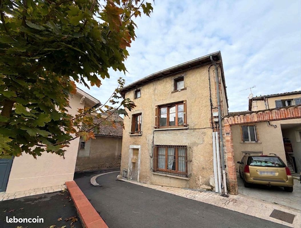 Maison 4 pièces 104 m² · à Caussade · 104 m² · 109 000 €