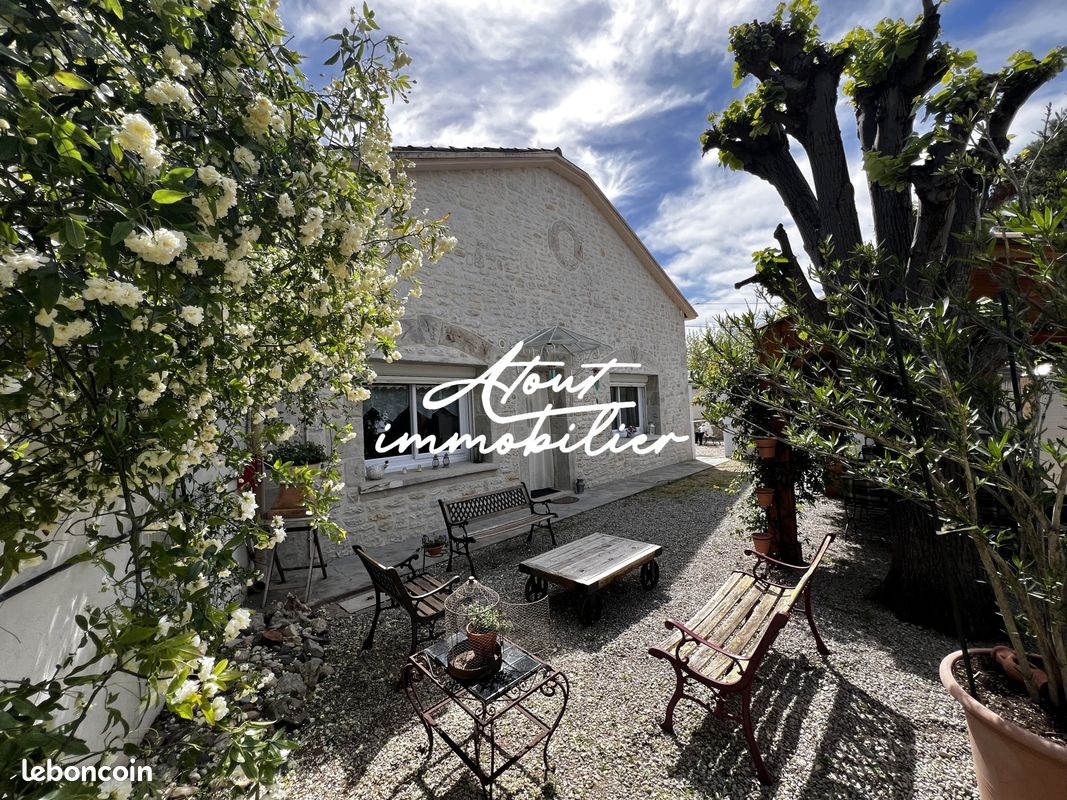 Maison 7 pièces 163 m² · à Aspiran · 163 m² · 412 000 €