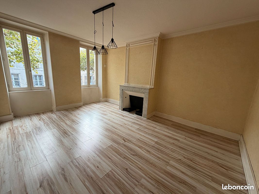 Appartement 3 pièces 115 m² · à Millau · 115 m² · 149 100 €