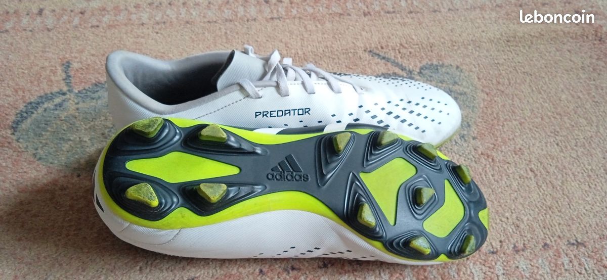 Crampon foot Adidas (image 3)