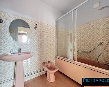 Appartement 200 500 € - 74 m²