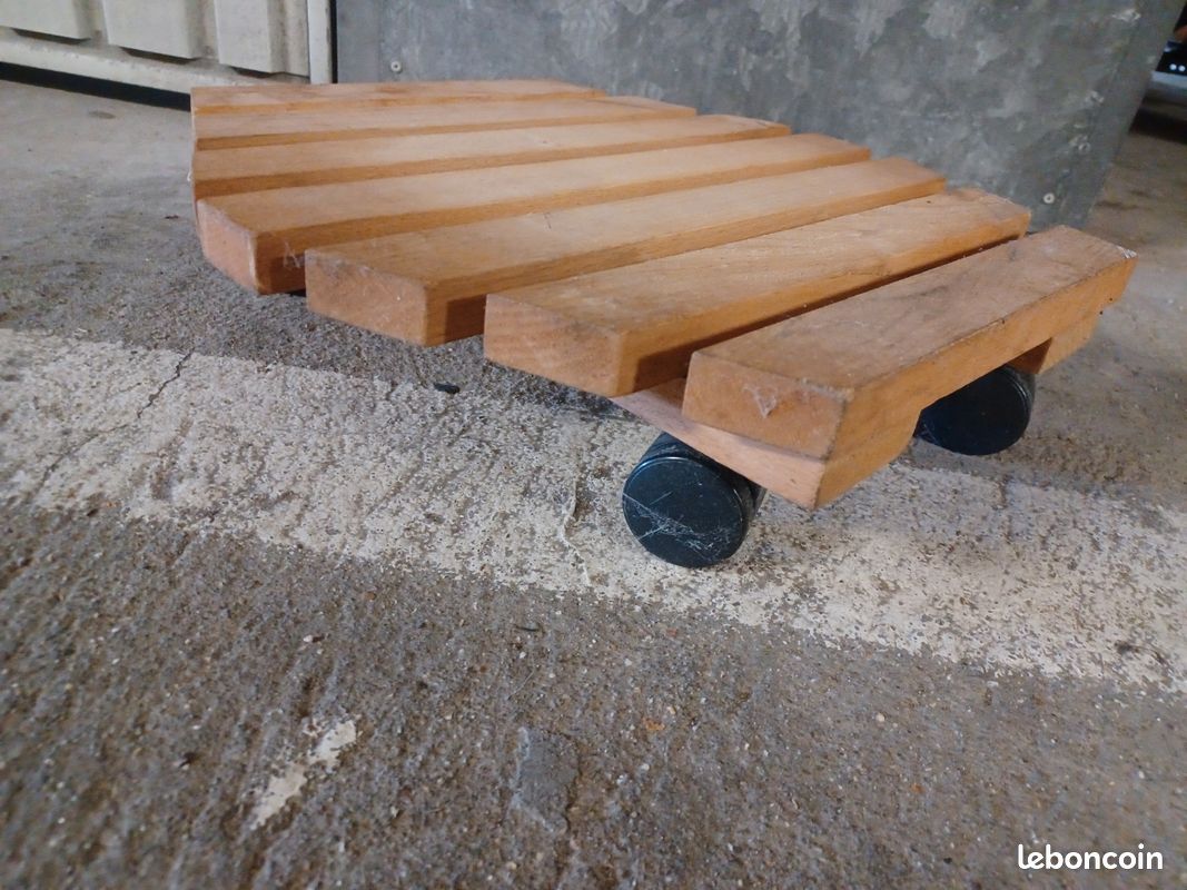 Support pour plantes (image 1)