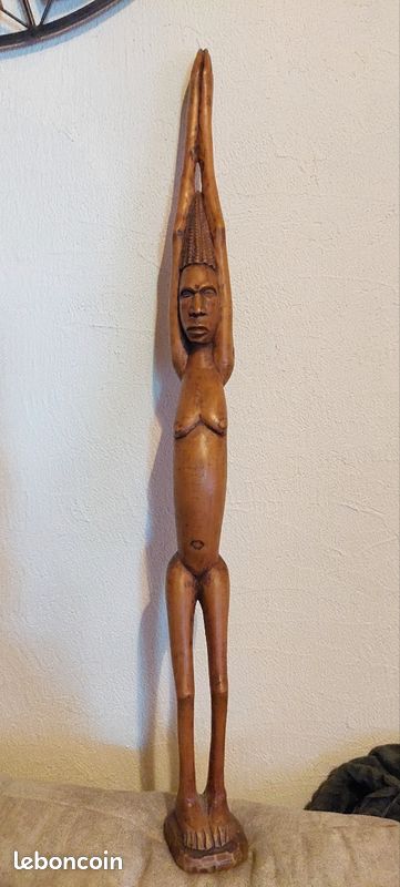 Sculture femme africaine (image 1)