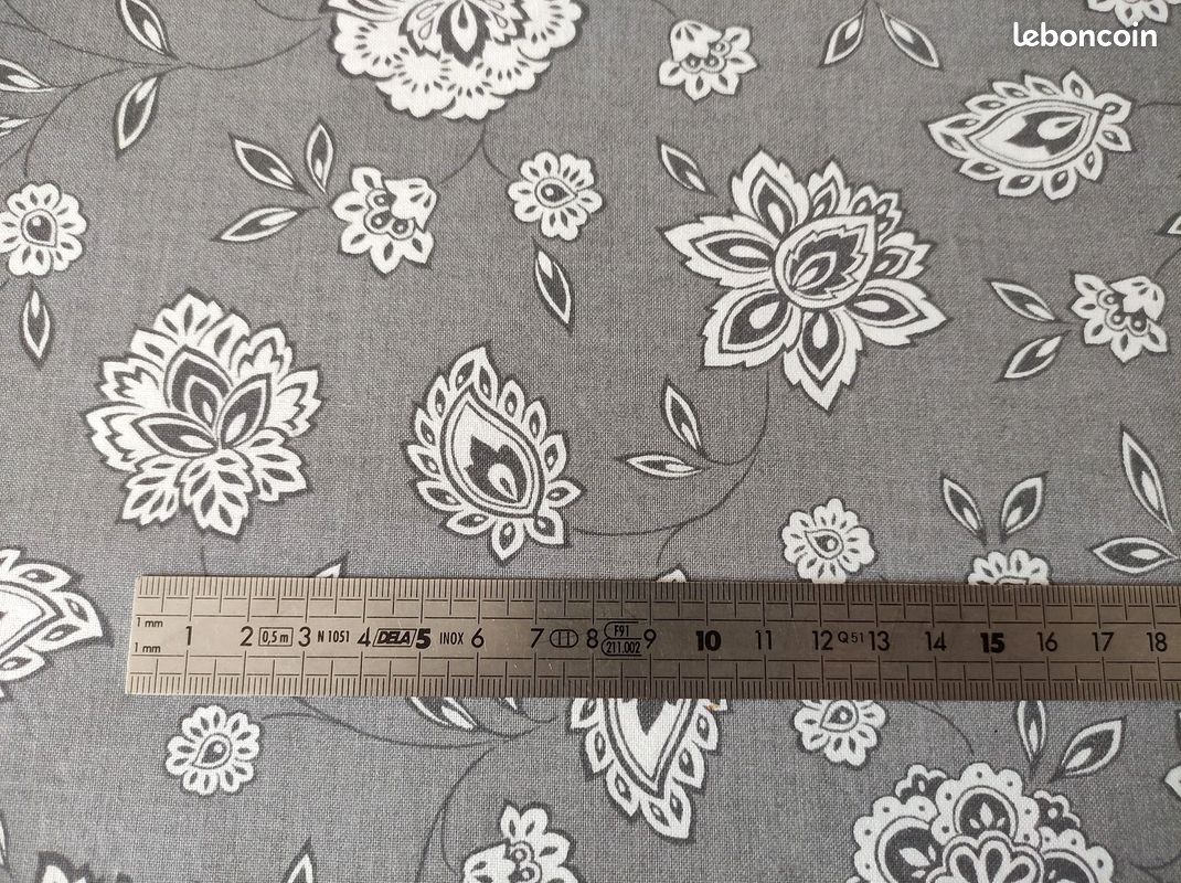 Lot de 2 coupons de tissu provençal (image 4)