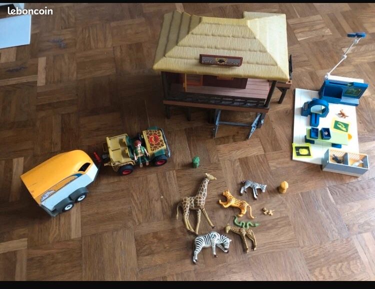 Centre de soins safari Playmobil (image 1)