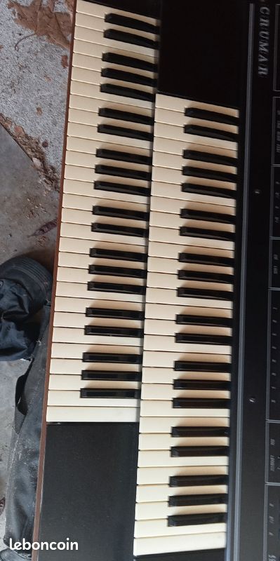 Piano crumar T3 (image 4)