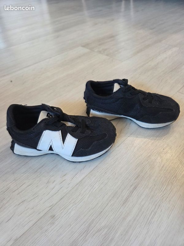 Basket New balance noire/blanche 25 (image 1)