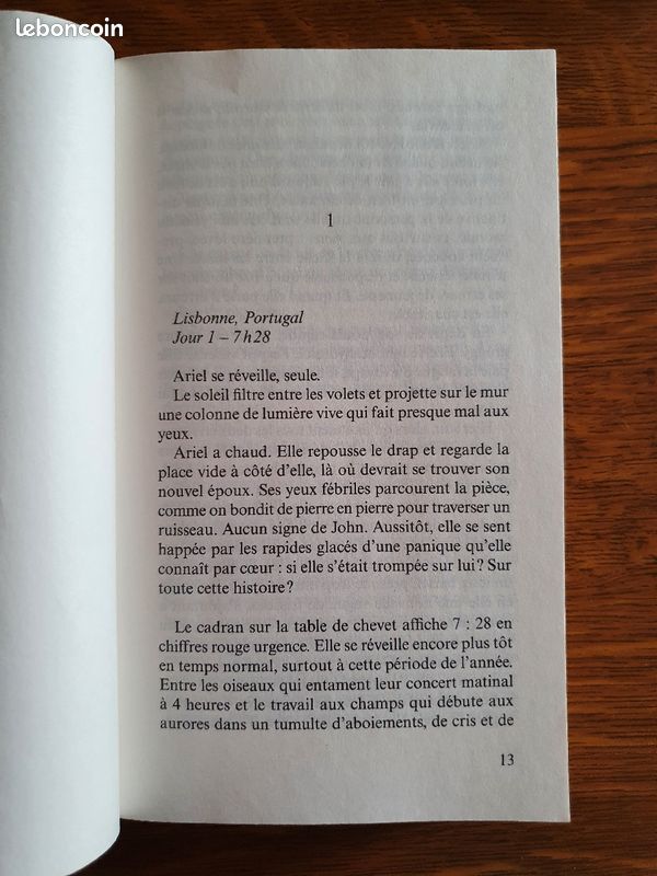 Livre Deux nuits à Lisbonne de Chris Pavone Édition Folio (thriller) (image 3)