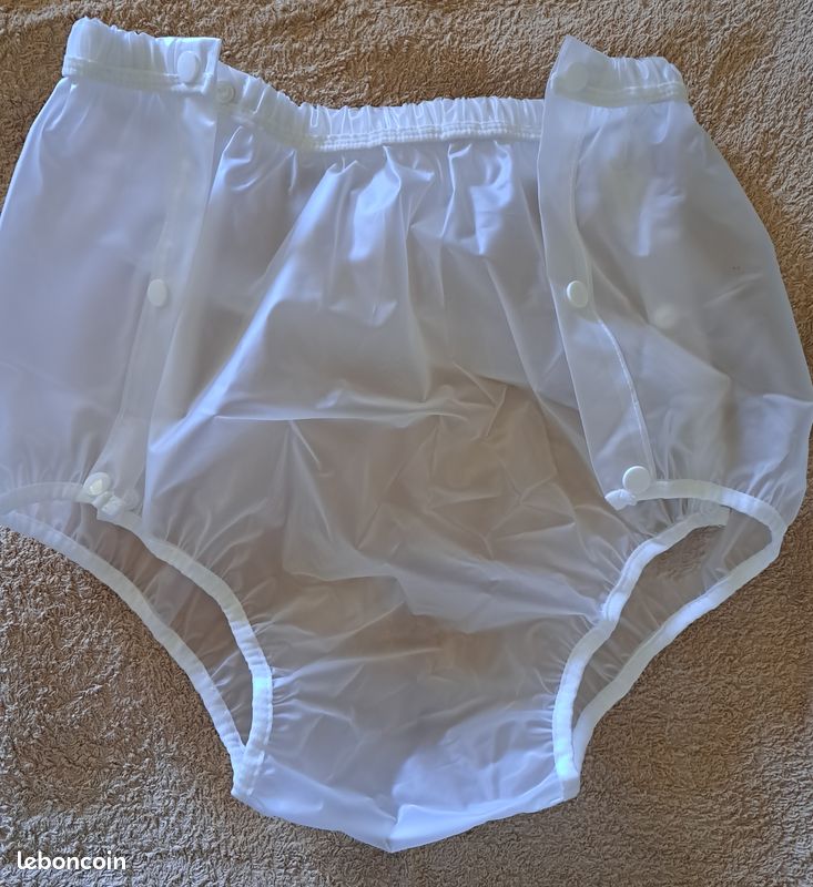 Culotte plastique Vêtements - Main Image