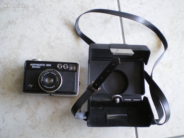 Appareil Photo Ancien Agfa Agfamatic 300 Sensor - Format 126 Vintage Années 1970 - Fonctionnel