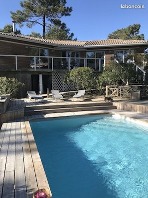 Villa au cœur d’un cadre préservé (image 1)