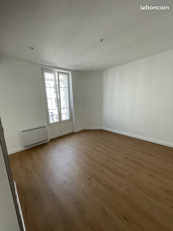 Appartement 1 pièce 22 m² · à Poissy · 22 m² · 727 €/mois