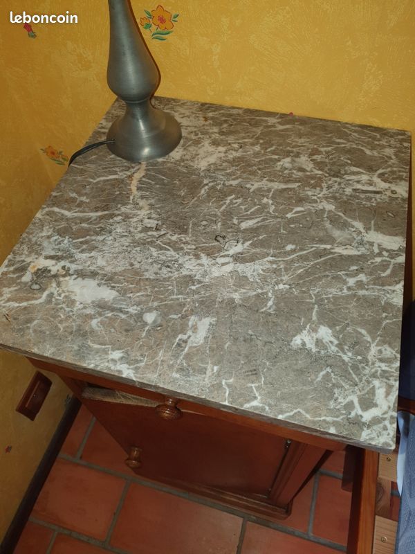 Table de nuit plateau en marbre (image 2)