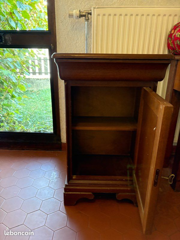 Petit meuble à restaurer (image 2)