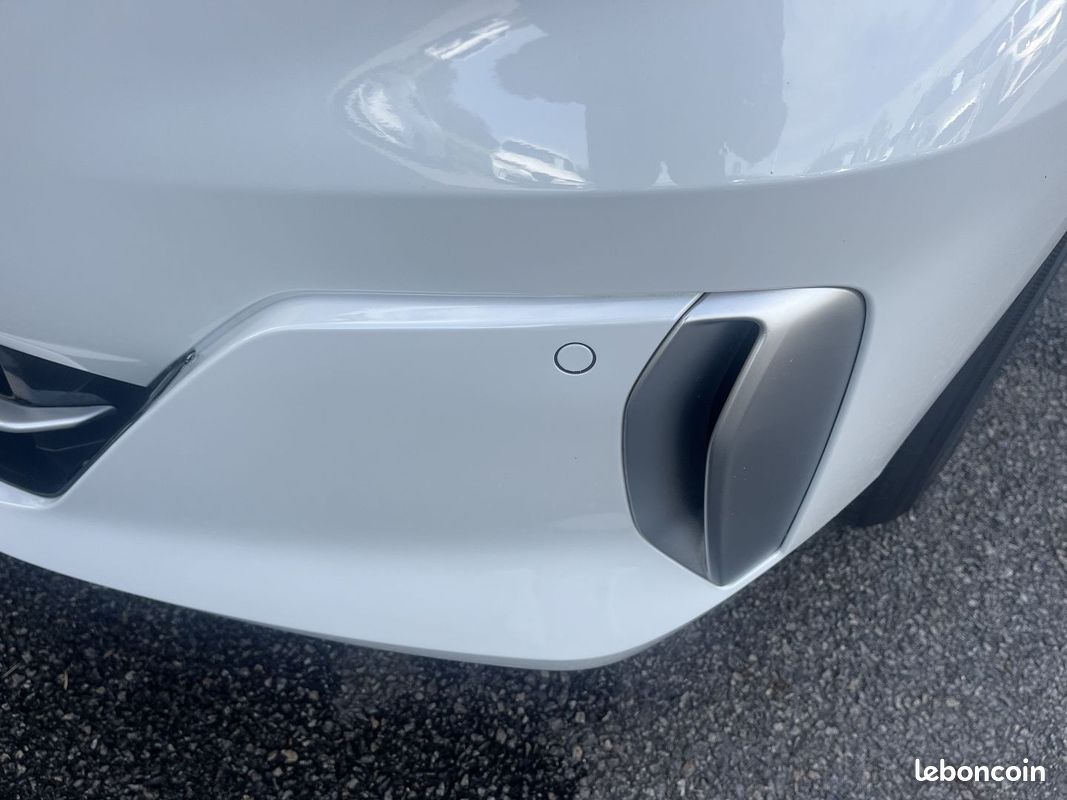 Bmw SERIE 2 ACTIVETOURER 218D 150 CH BUSINESS DESIGN GPS CAMERA (image 20)