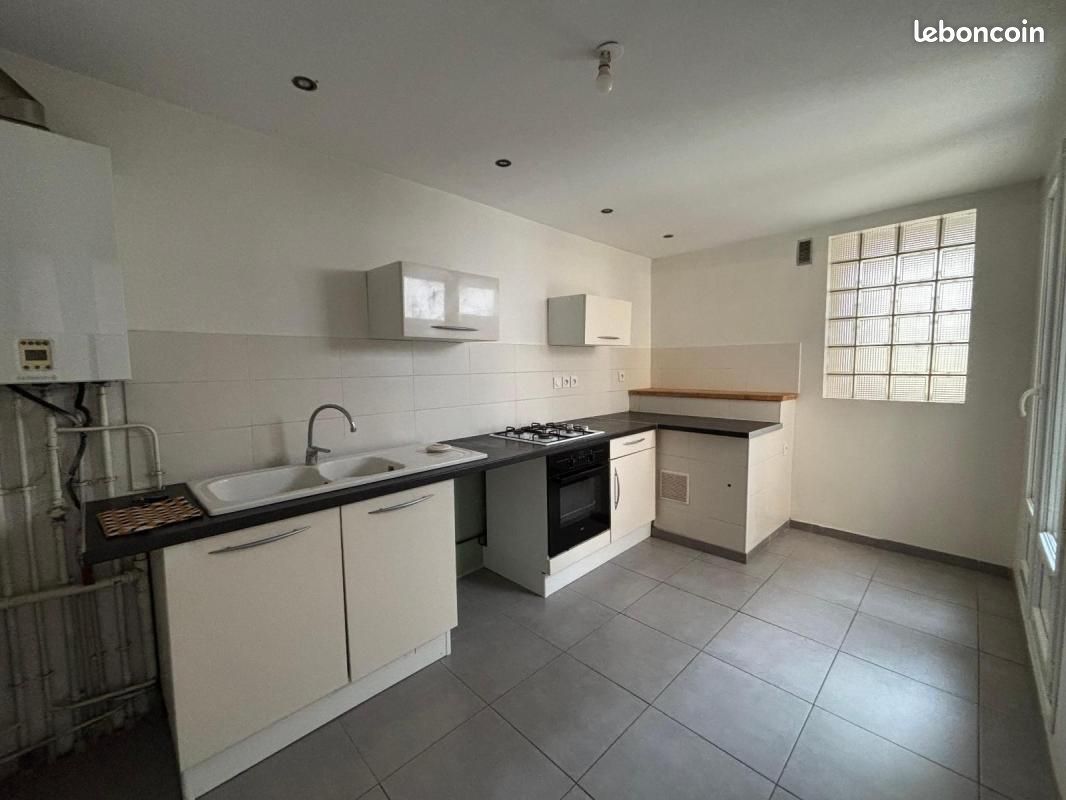 Appartement 3 pièces 75 m² · à Bourg-de-Péage · 75 m² · 640 €/mois