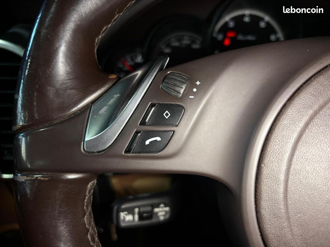 PORSCHE CAYENNE Turbo 4,8i V8 ? 500 ch ? 4 sièges chauffants ? Toit ouvrant (image 20)