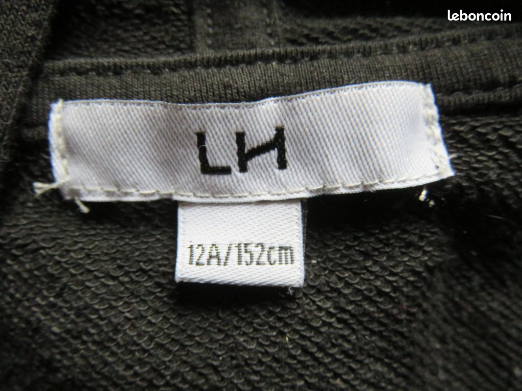 Sweat à capuche noir forme large Mis 2-3 fois 12 ans (image 5)