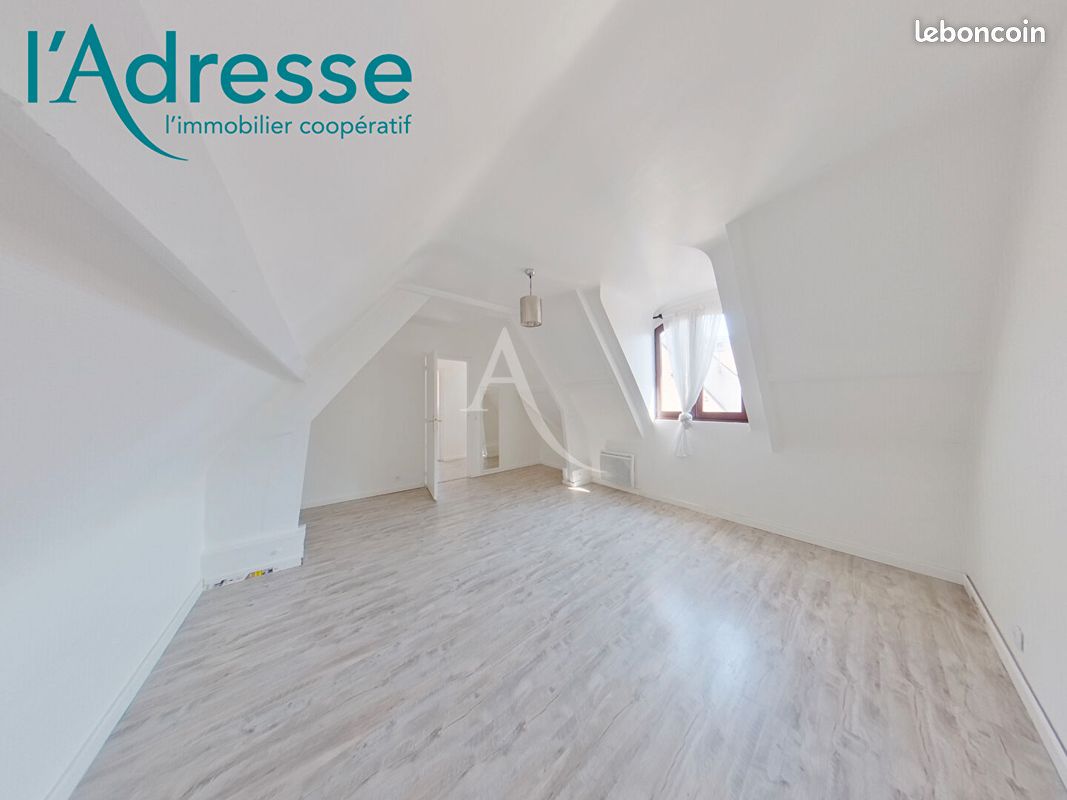 Maison a louer noisy-le-grand - 5 pièce(s) - 103 m2 - Surfyn