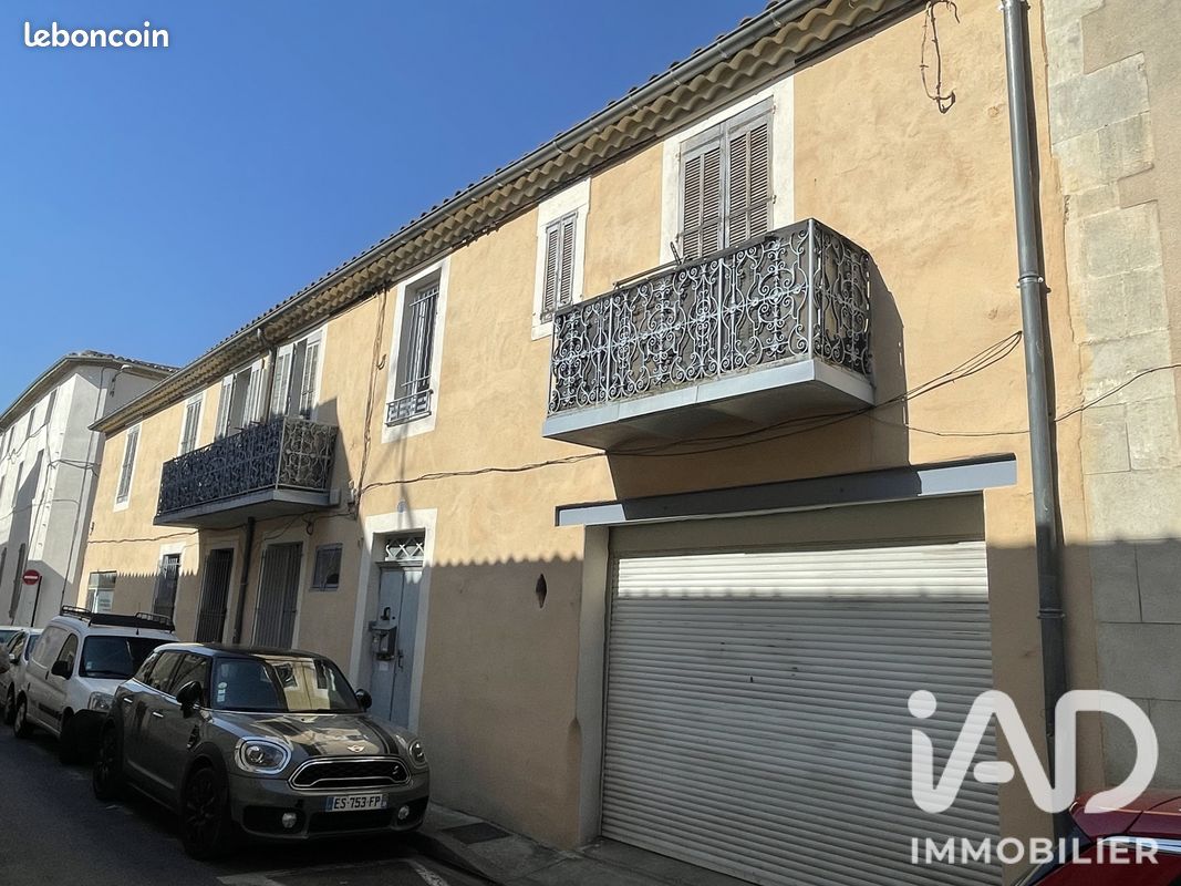 Immeuble 180 m² · à Nîmes · 180 m² · 240 000 €