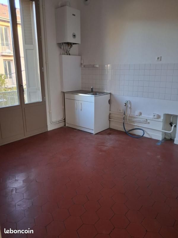 Appartement 3 pièces 50 m² · à Saint-Chamond · 50 m² · 361 €/mois