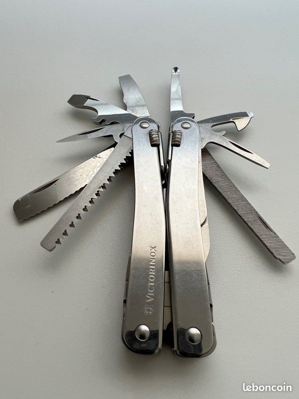Victorinox Swiss Tools, outil multifonctions (image 4)