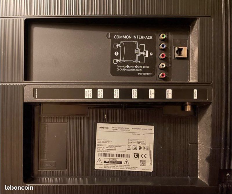 Samsung 50” 4K UHD Smart TV – UE50RU7025K – Très bon état (image 4)