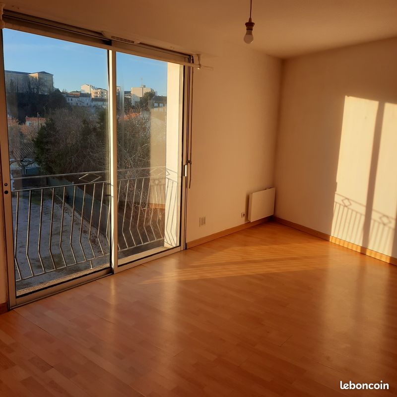 Appartement 1 pièce 31 m² · à La Roche-sur-Yon · 31 m² · 390 €