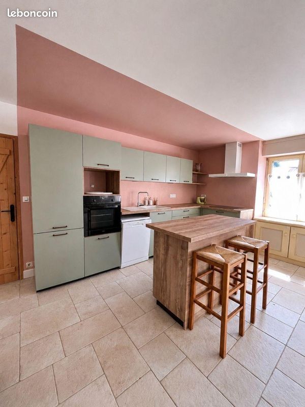 Maison 6 pièces 131 m² · à Lassy · 131 m² · 290 640 €