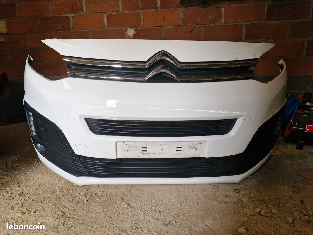 Pare choc avant Citroën jumpy 2020 (image 1)
