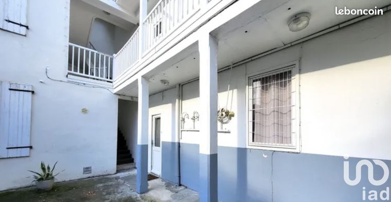 Studio 1 pièce 24 m²