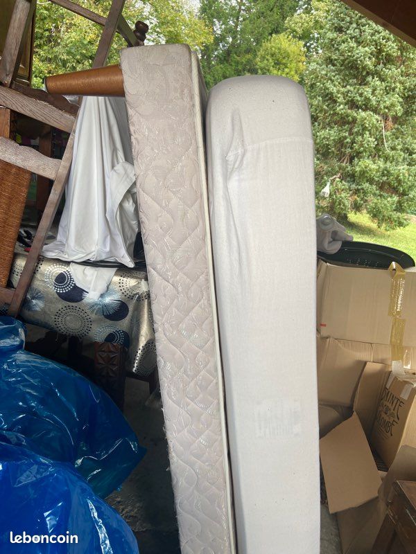 Donne sommier et matelas 2pers (image 1)