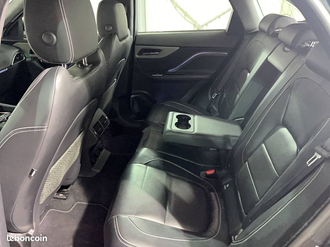JAGUAR F-Pace 2.0 D - 180 ch AWD BVA8 Chequered Flag (image 10)
