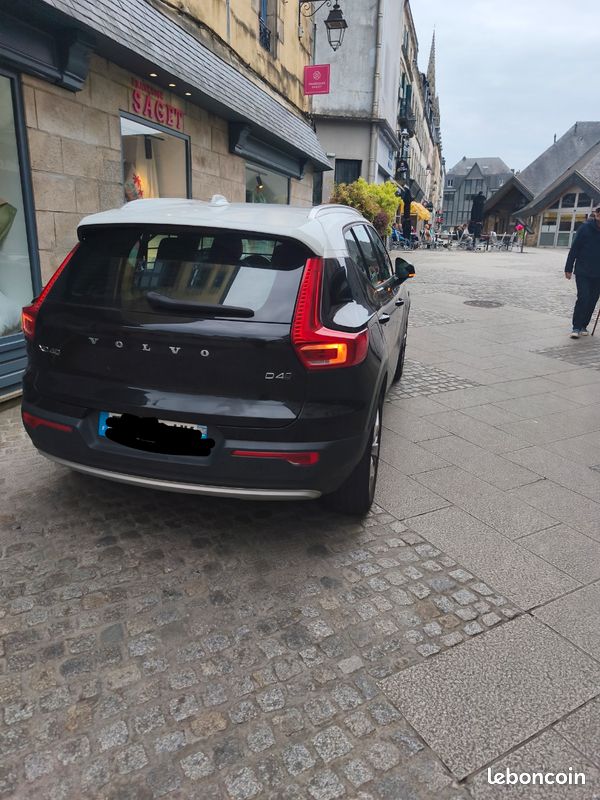 Volvo xc40 (image 3)