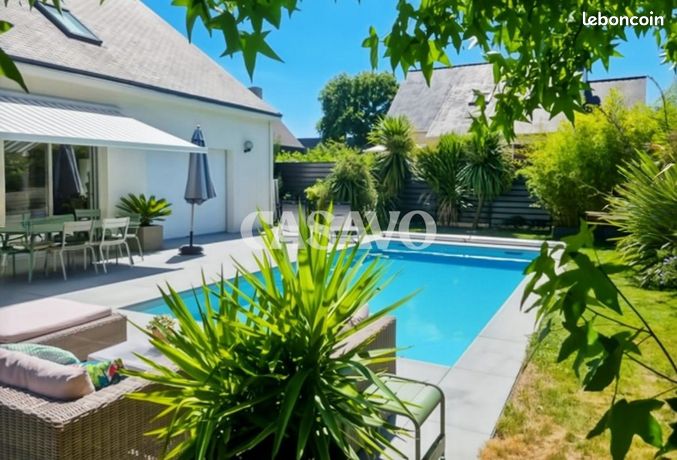 Maison 8 pièces 280 m²