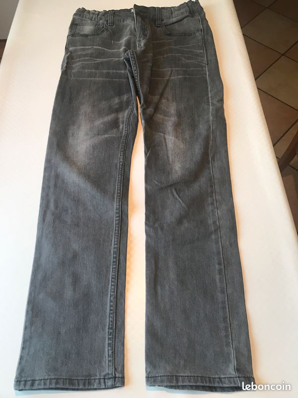 Jean Slim Garçon Gris C&A Taille 12-13 Ans – Occasion En Très Bon état, Coupe Fuselée Décontractée
