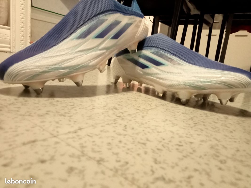 Dernier crampons adidas (image 1)
