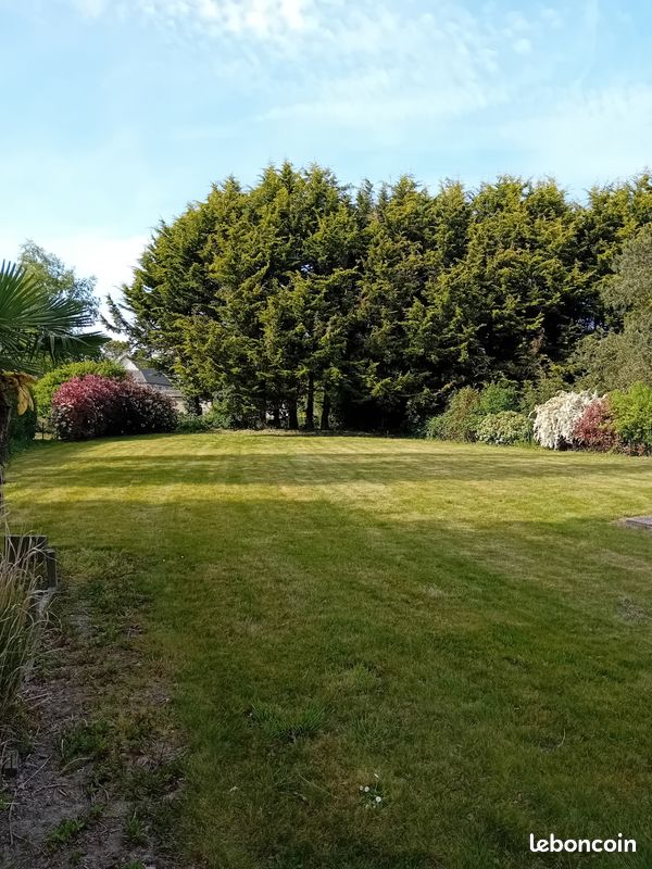 Terrain constructible 896m² · à Plélan-le-Petit · 90 000 €