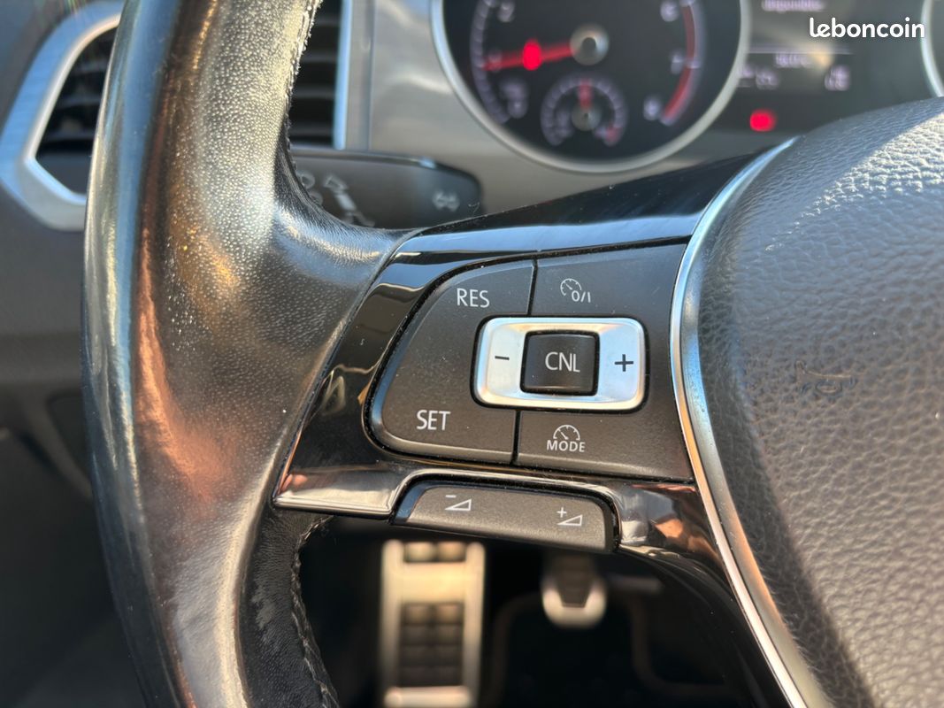 VOLKSWAGEN GOLF SPORTSVAN 1.4 TSI 150CH ALLSTAR BLUEMOTION TECH - CAMERA DE RECUL - CARPLAy (image 26)