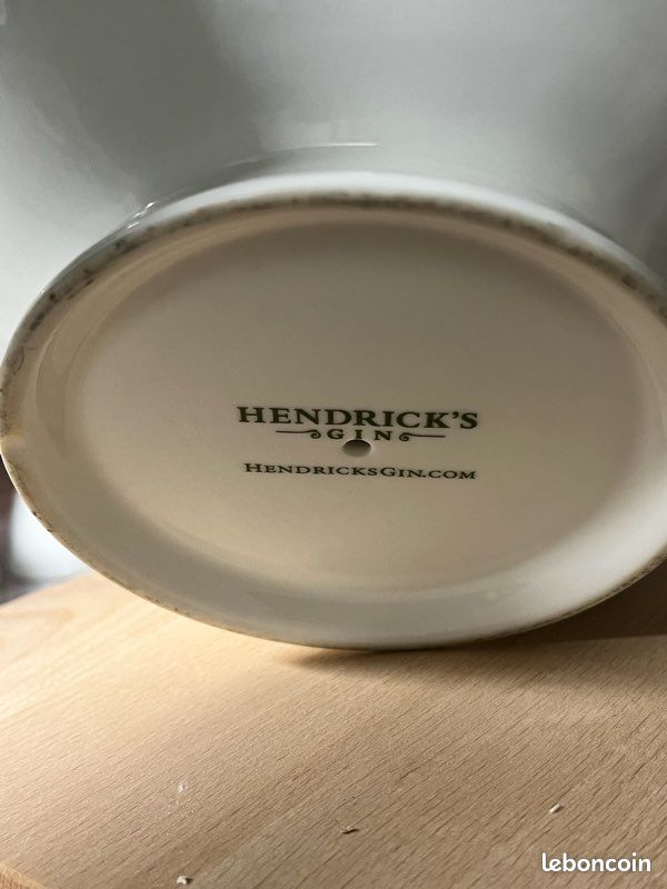Grande vasque Hendrick’s Gin en porcelaine – pièce de collection / seau à glace / centre de table (image 3)