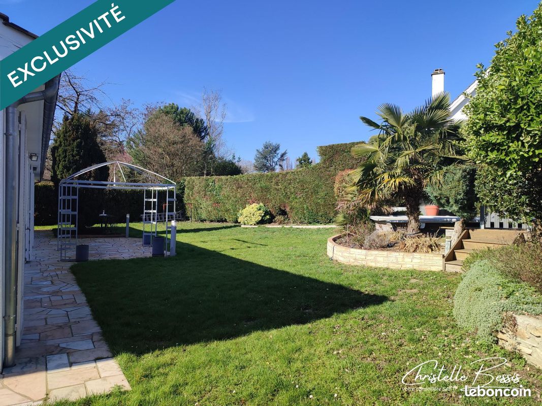 Maison 6 pièces 170 m² · à Santeny · 170 m² · 470 000 €