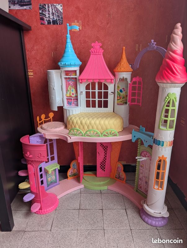 Grand Château de Princesses Pour Poupées Barbie (image 1)