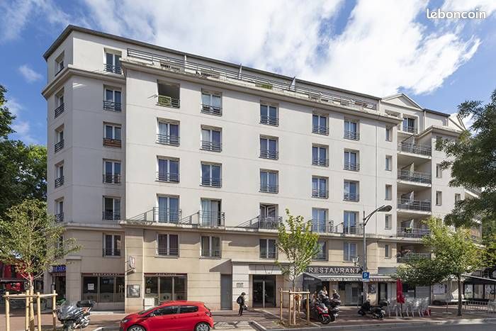 Appartement 1 pièce 18 m² · à Issy-les-Moulineaux · 18 m² · 1 041 €