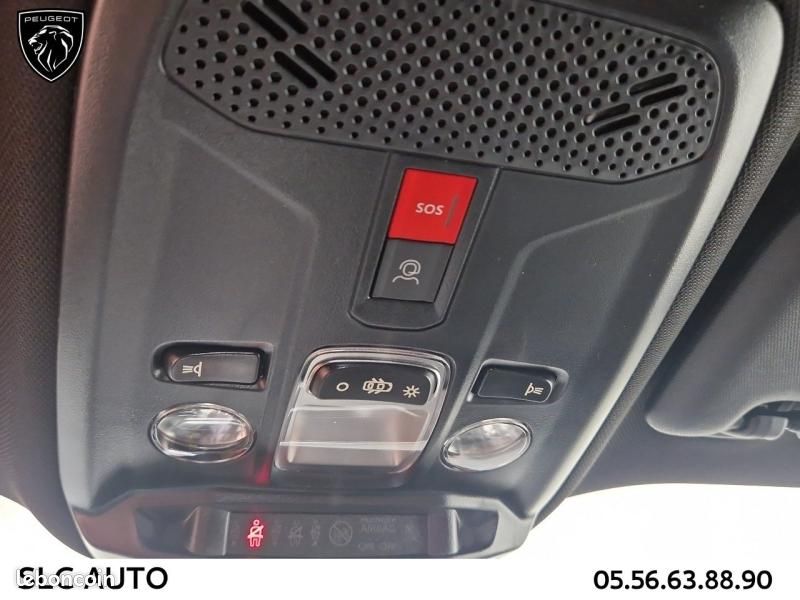Peugeot 2008 1.2 Hybrid 136ch Style e-DCS6 (image 27)