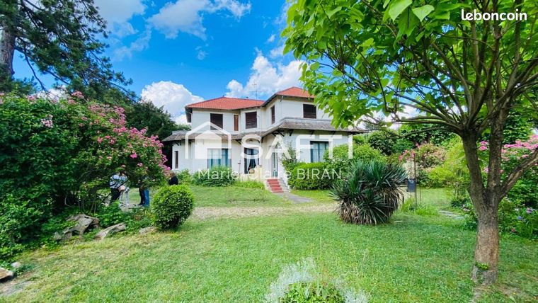Propriété 5 pièces 170 m²